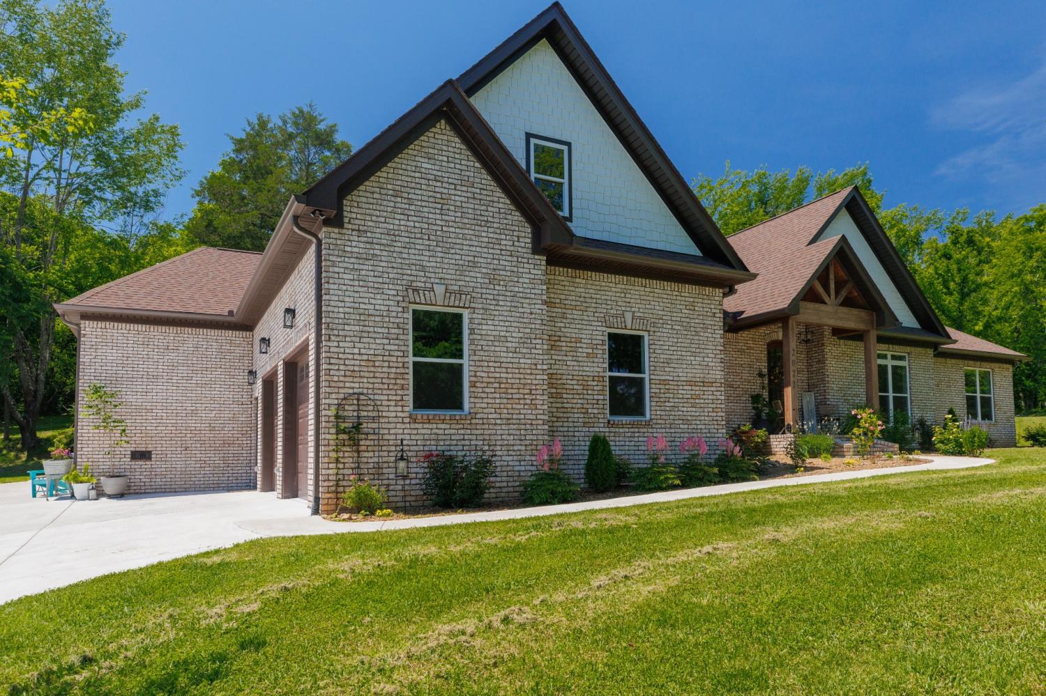 Mount Pleasant Middle School Property for Sale