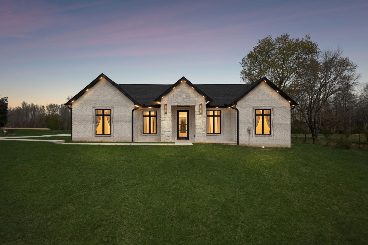 1200-Old-Shelbyville-Hwy For Sale