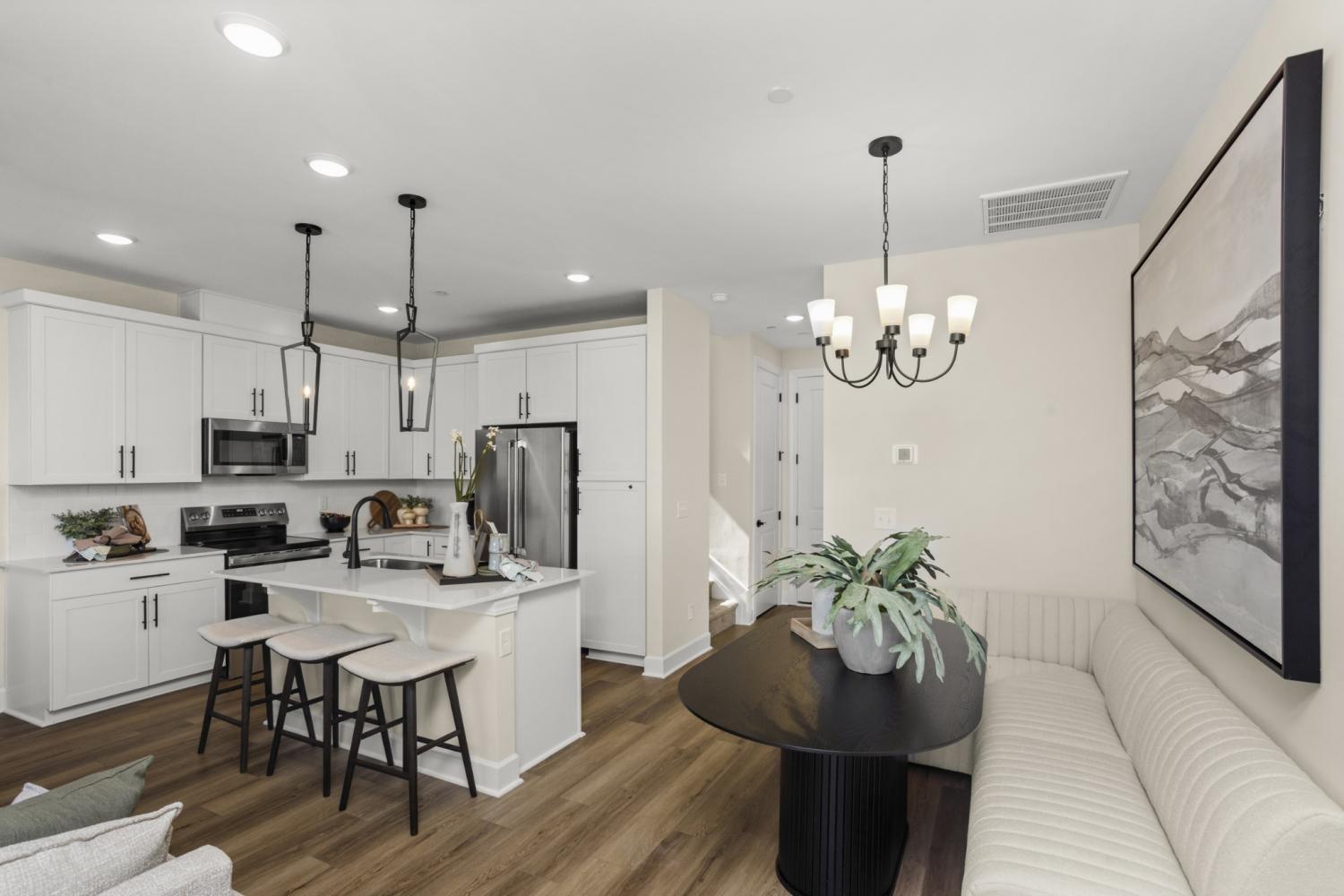 326-Lynwood-Station-Boulevard For Sale