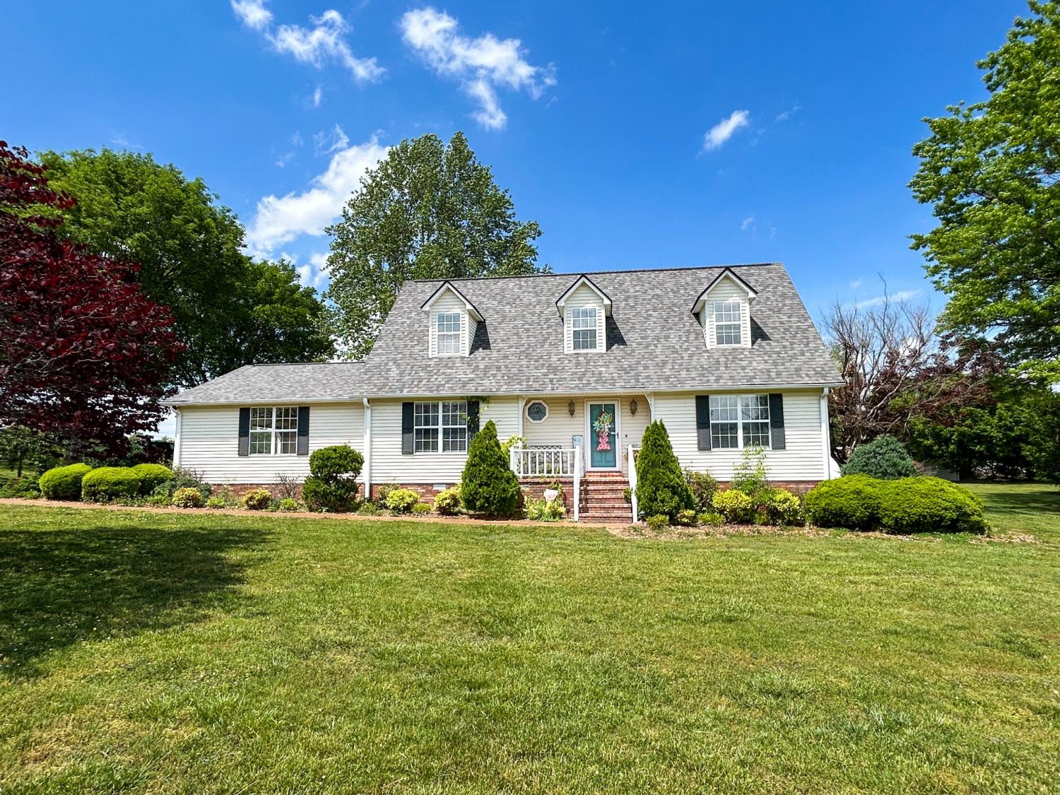 180-Hillcrest-Dr For Sale