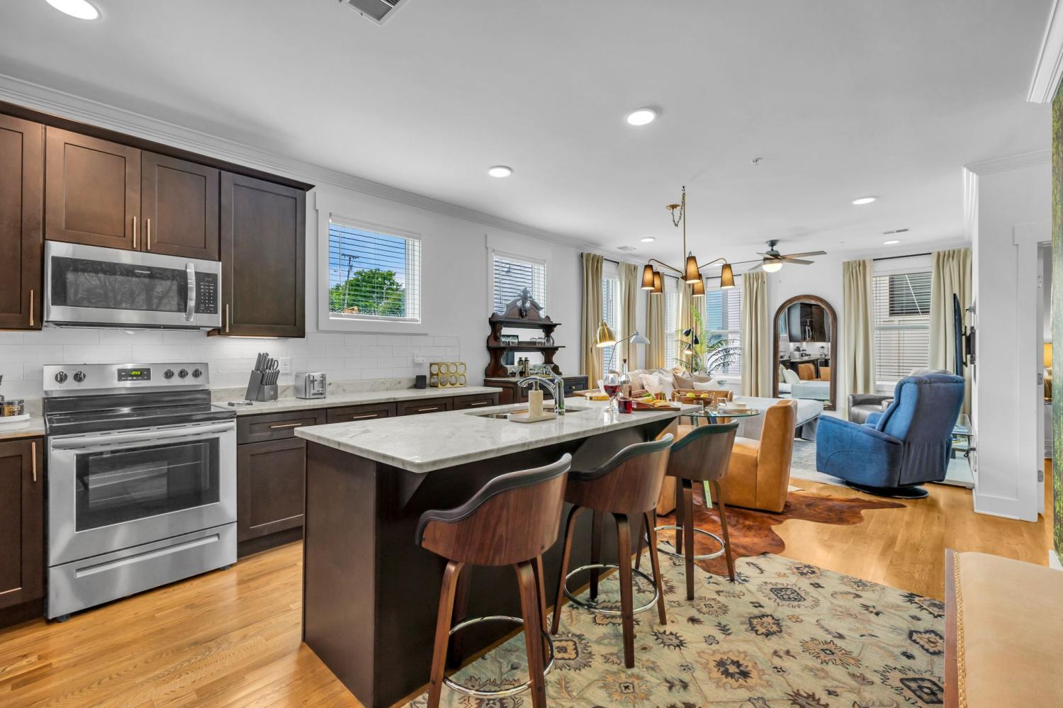 953-44th-Ave--N For Sale