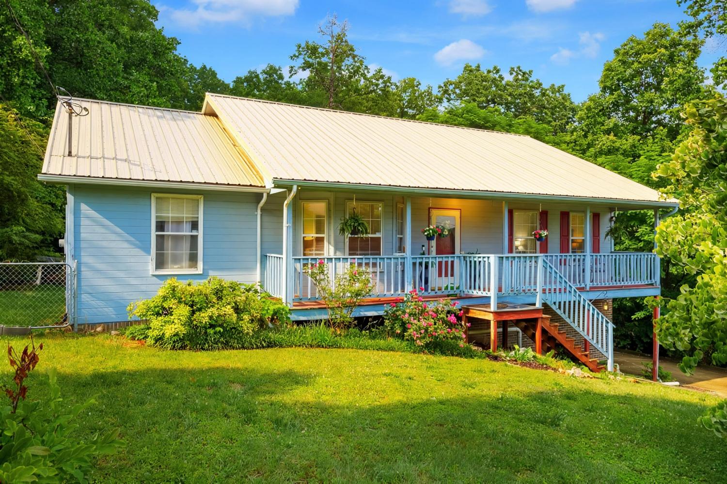 406-Fairhill-Drive--NE For Sale