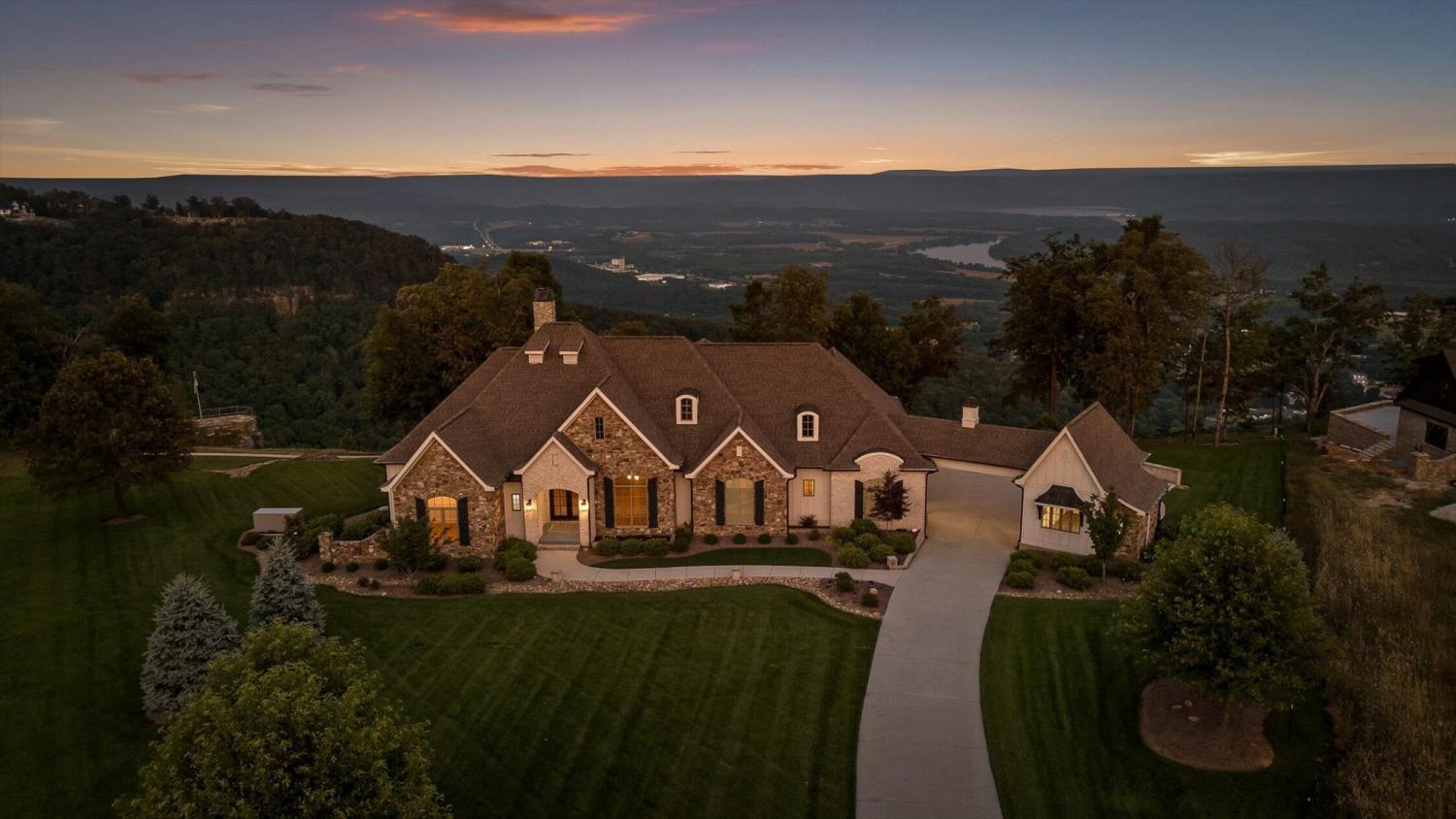 240-Cash-Cave-Road For Sale