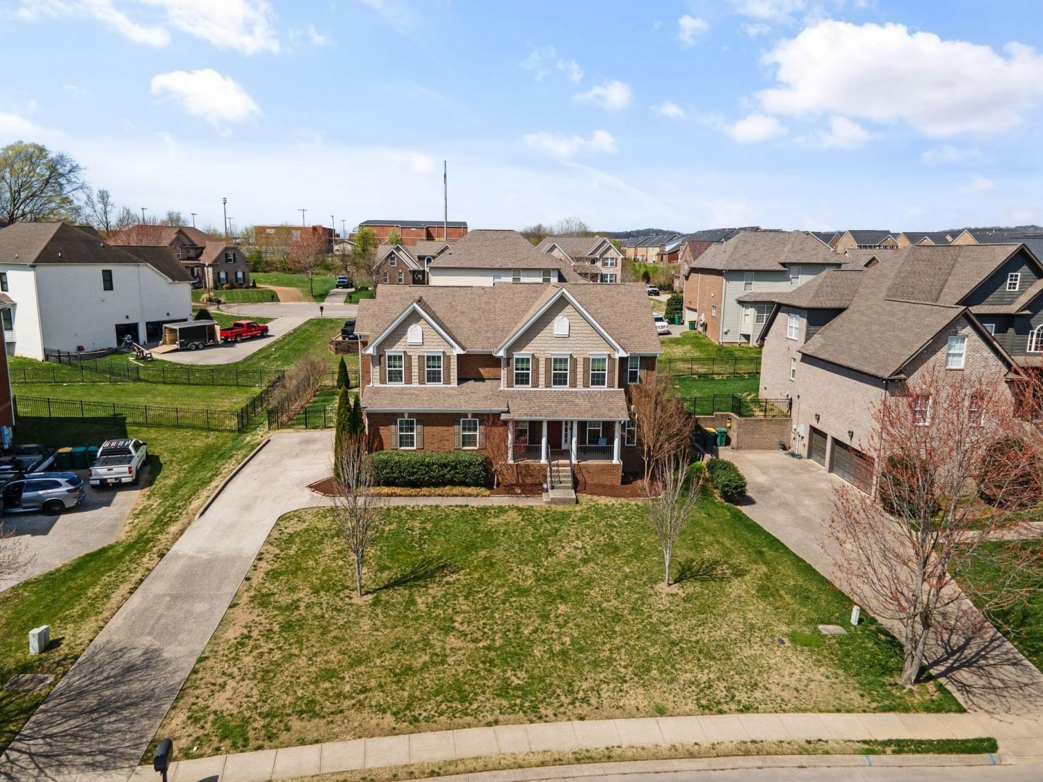 1931 Portview Dr TN 37174 For Sale -