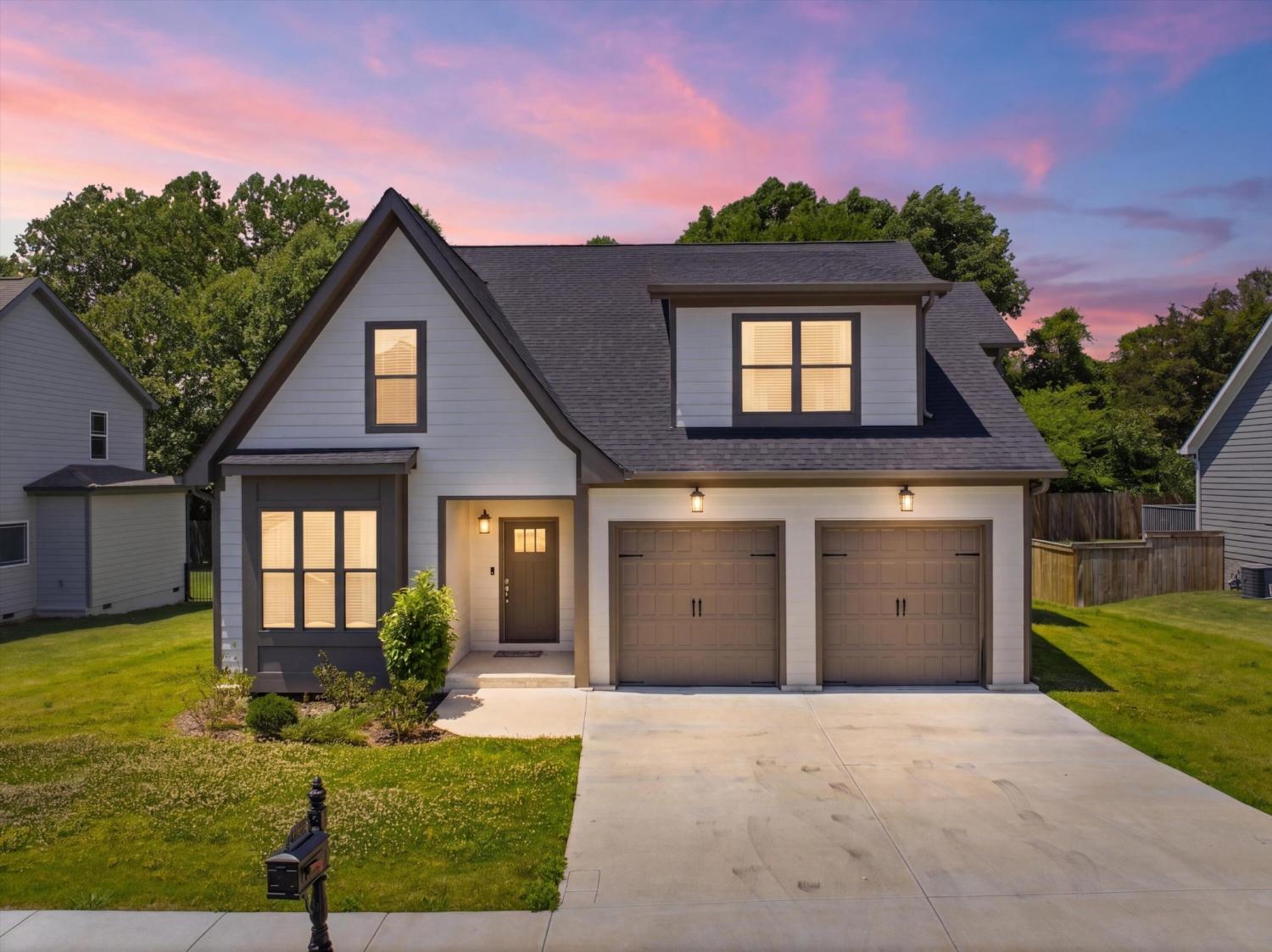 8906-Silver-Maple-Drive For Sale