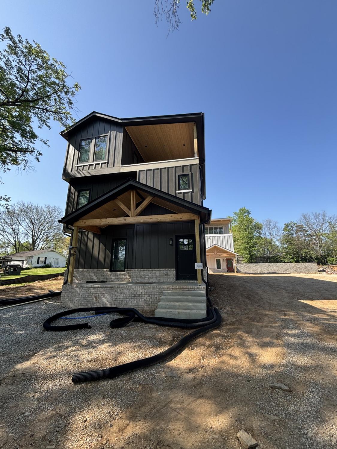 533-Whispering-Hills-Dr For Sale