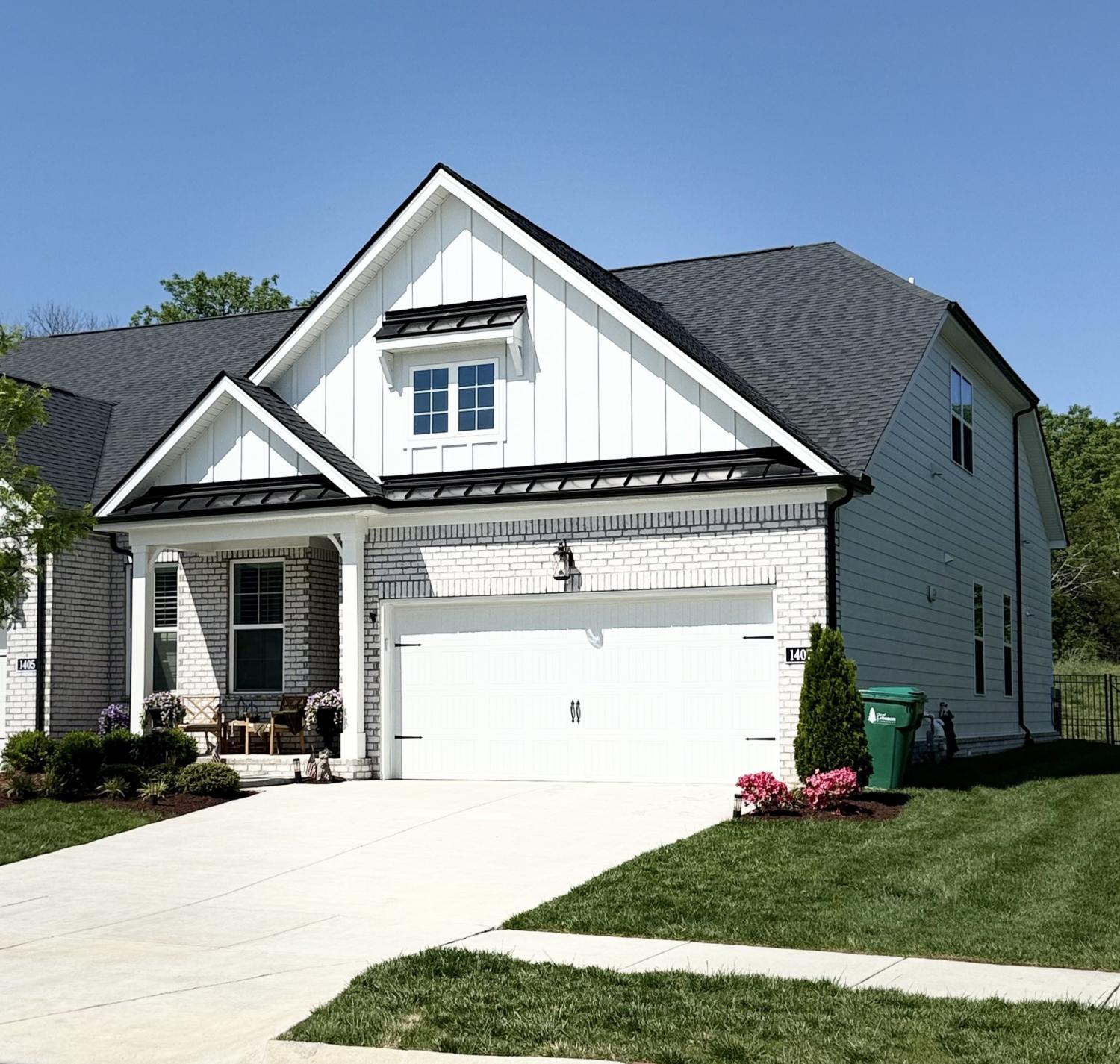 1407-Autumn-Leaf-Ln For Sale