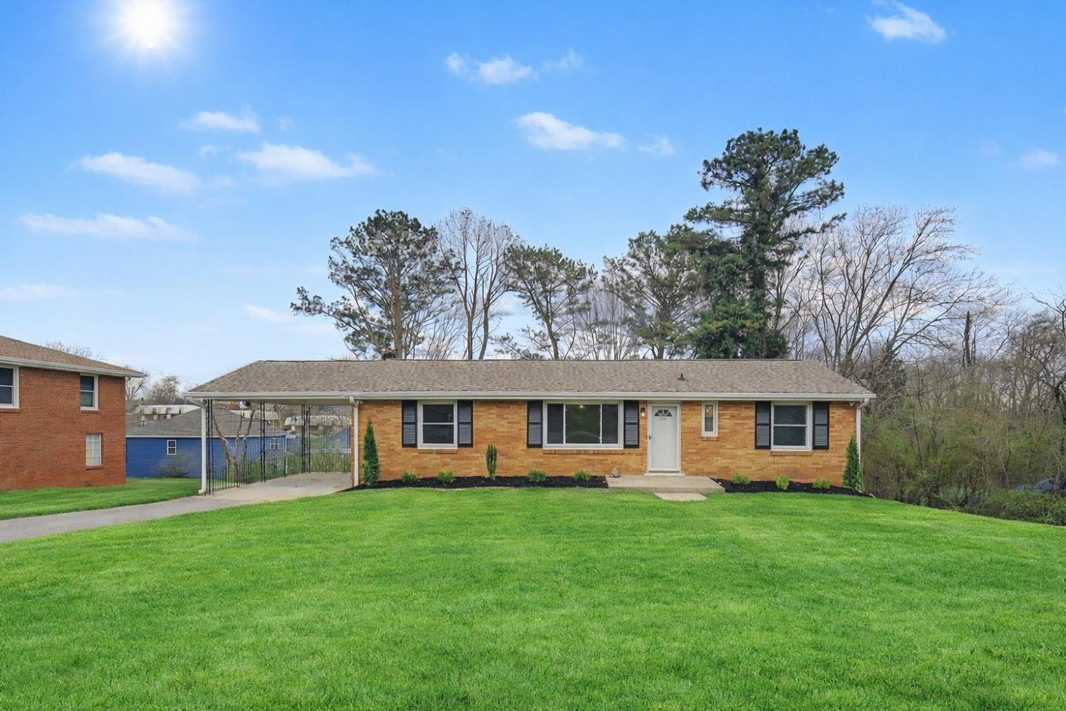 534-Rosewood-Dr For Sale