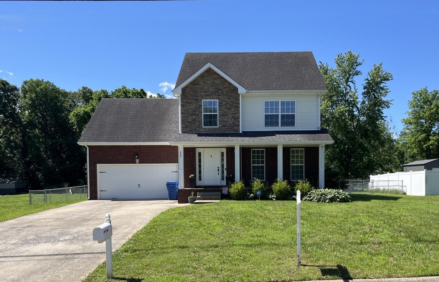 989-Ernest-Stewart-Dr For Sale