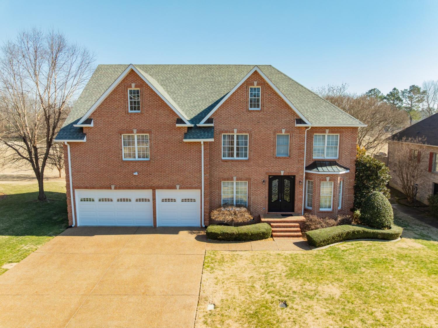 114-Courtside-Ln For Sale