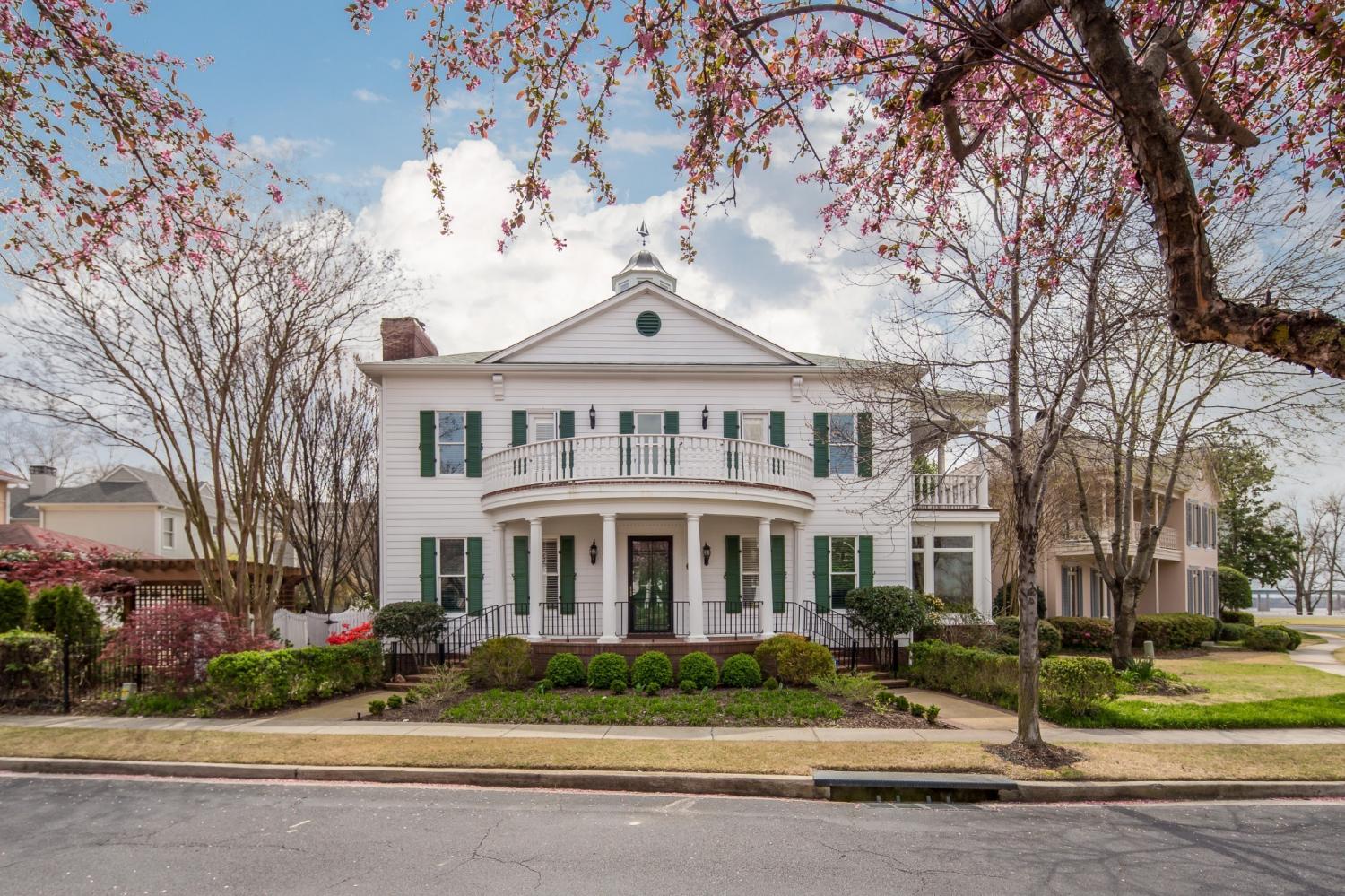 824-River-Park-Dr For Sale