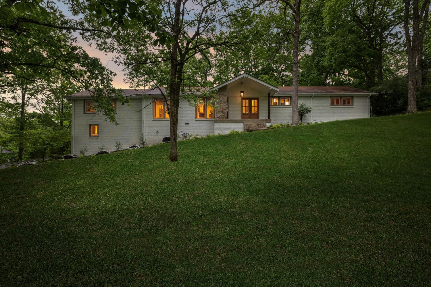 909-Plateau-Pkwy For Sale