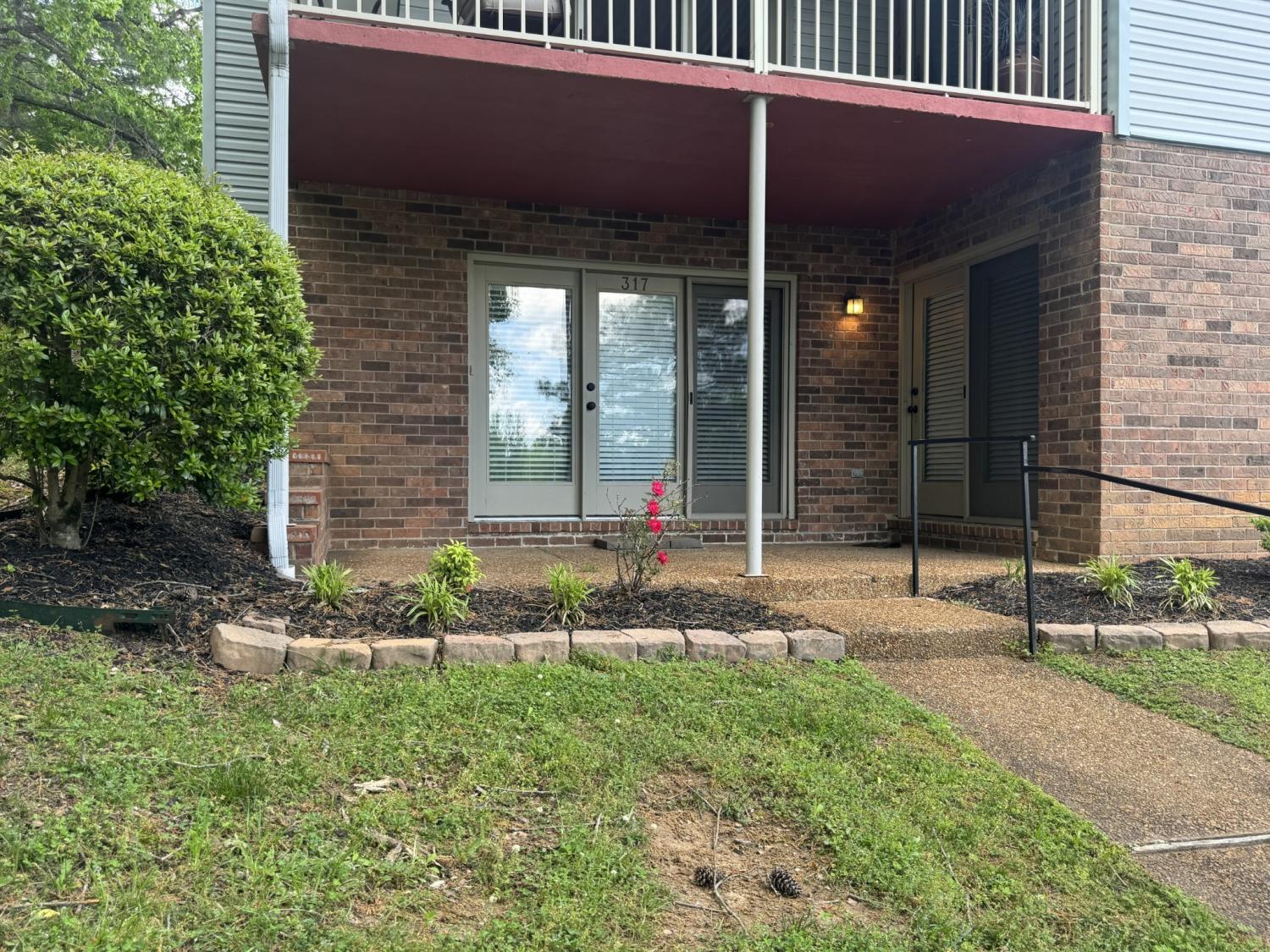 317-Village-Ln--W For Sale