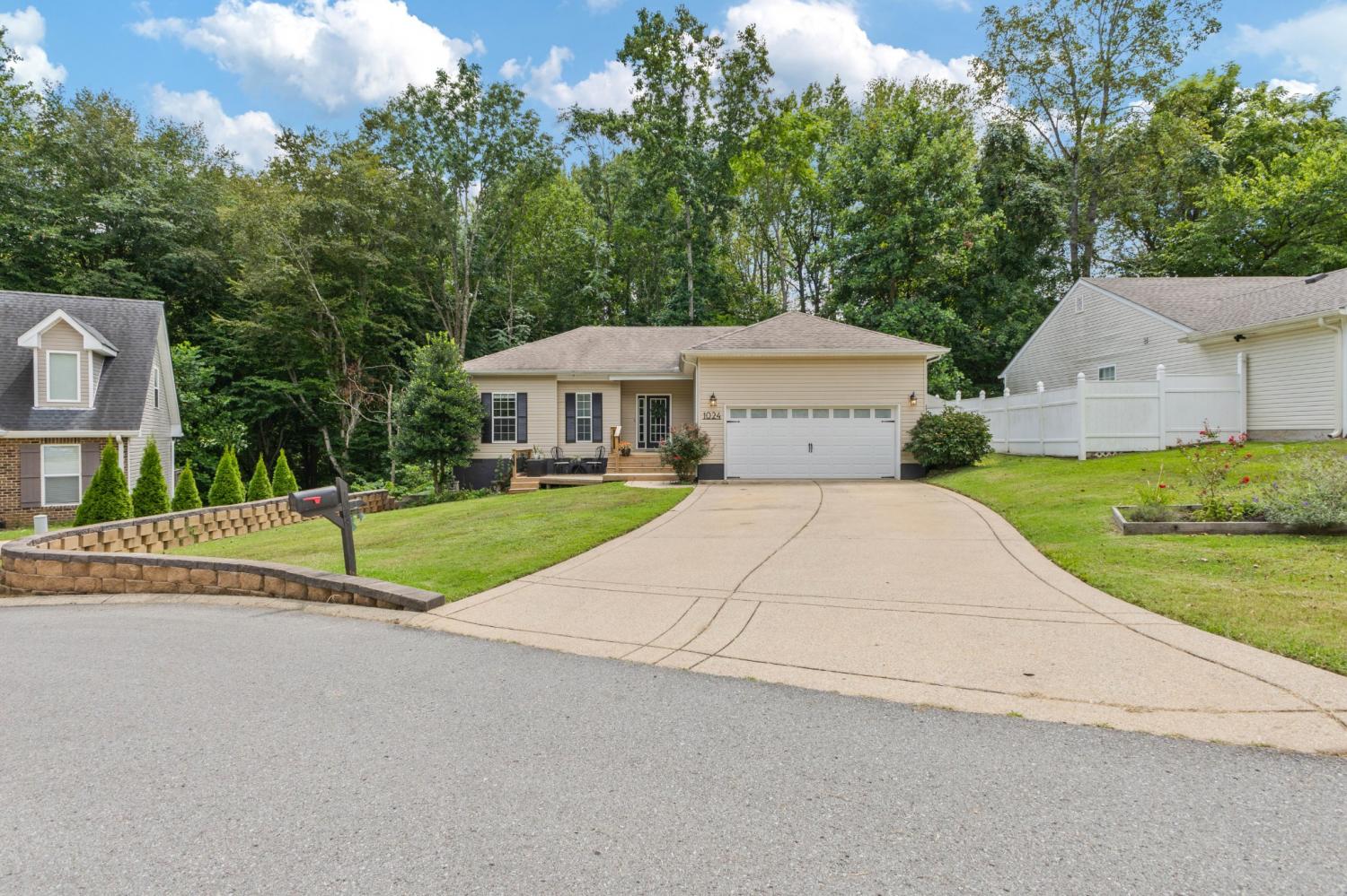1024-Chelsea-Dr For Sale