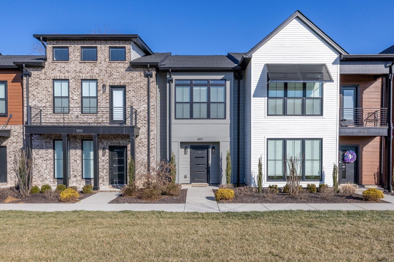 1917-Judson-Johns-Ct For Sale