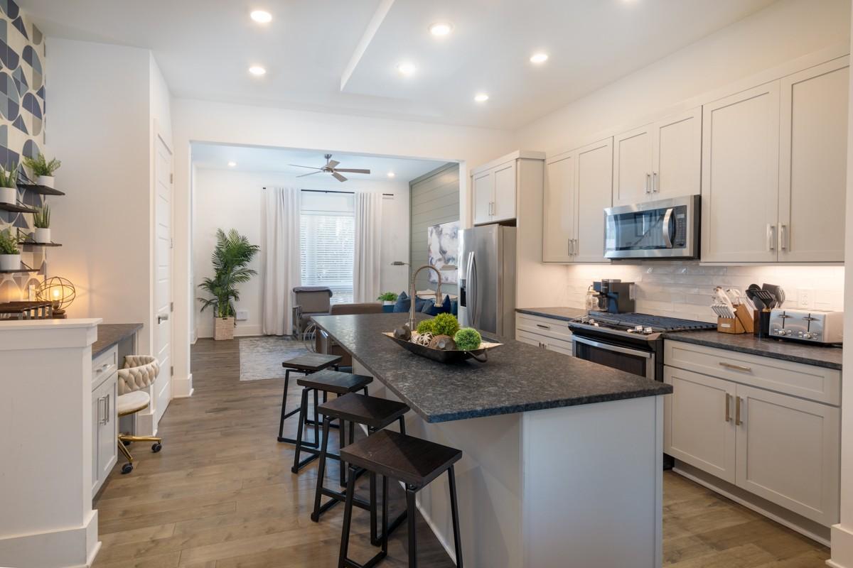 839-Vibe-Pl For Sale