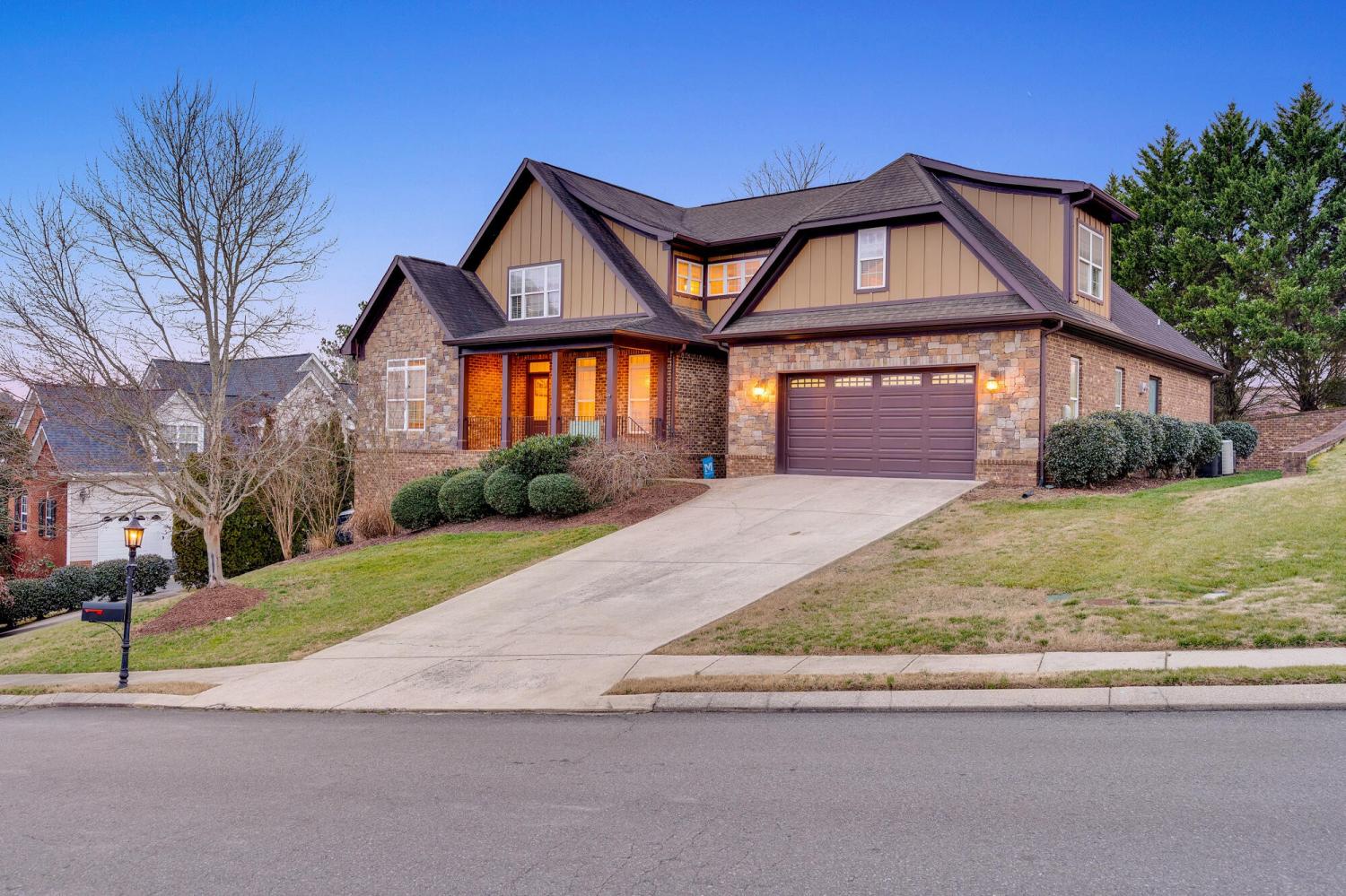 8956-Wandering-Way For Sale