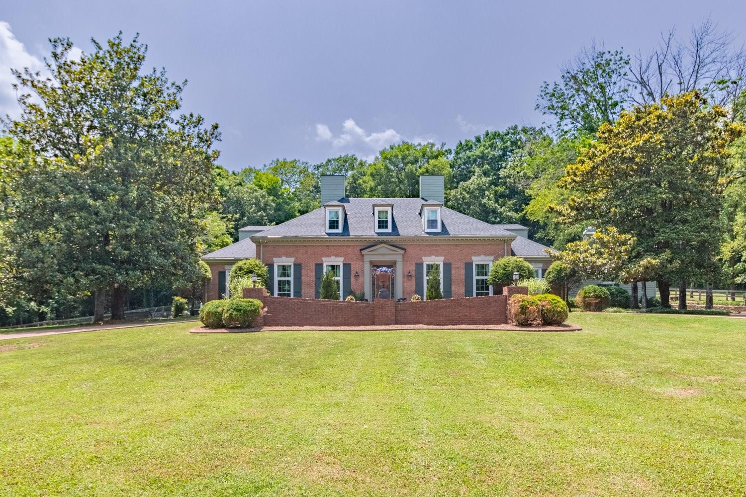 750-Lakehill-Cir For Sale