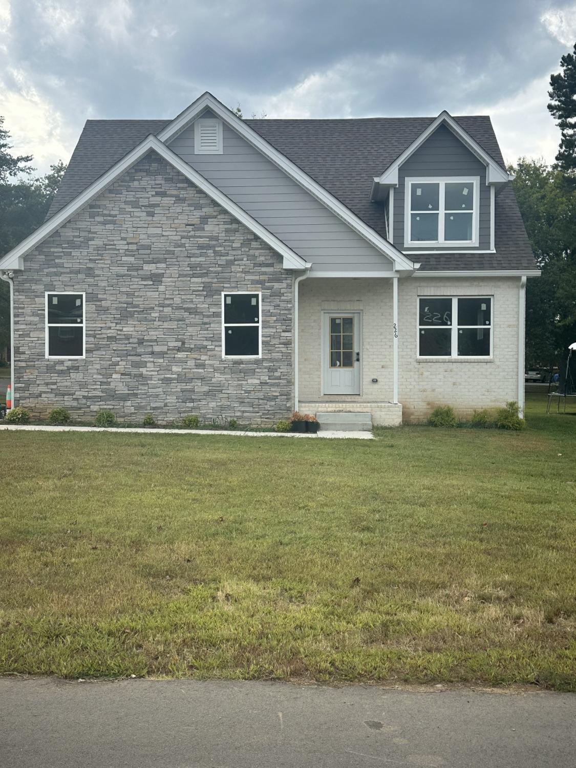 226-Hidden-Acres-Dr For Sale
