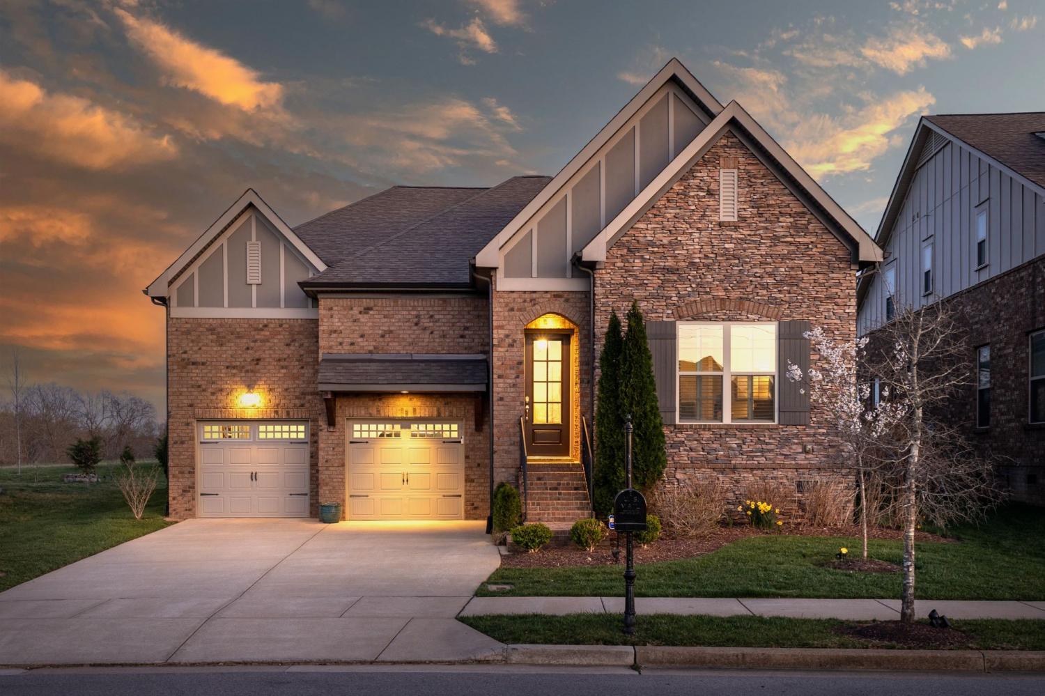 454-River-Bluff-Dr For Sale