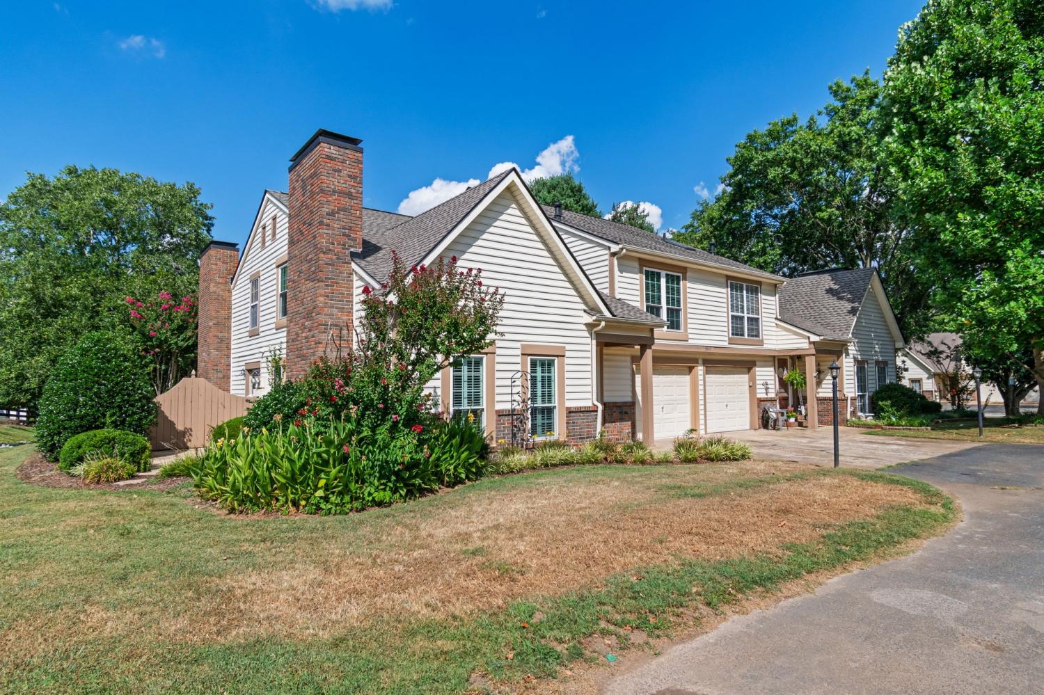 5002-Camelot-Dr For Sale