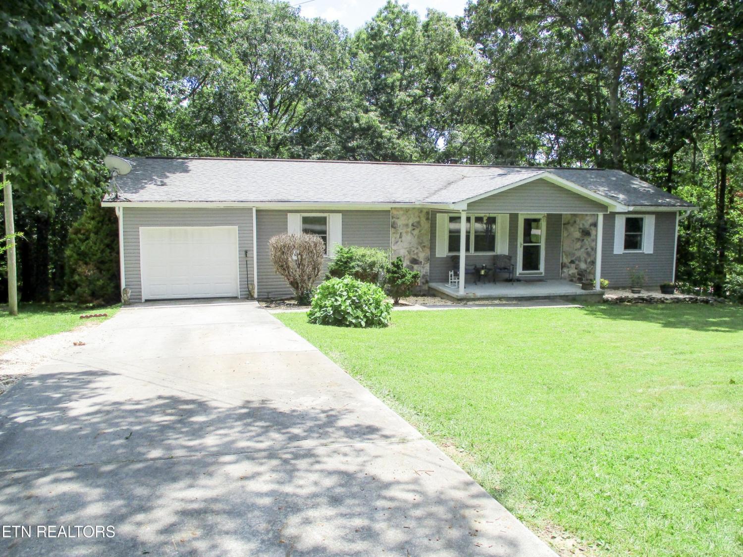 312-Lakeview-Drive For Sale