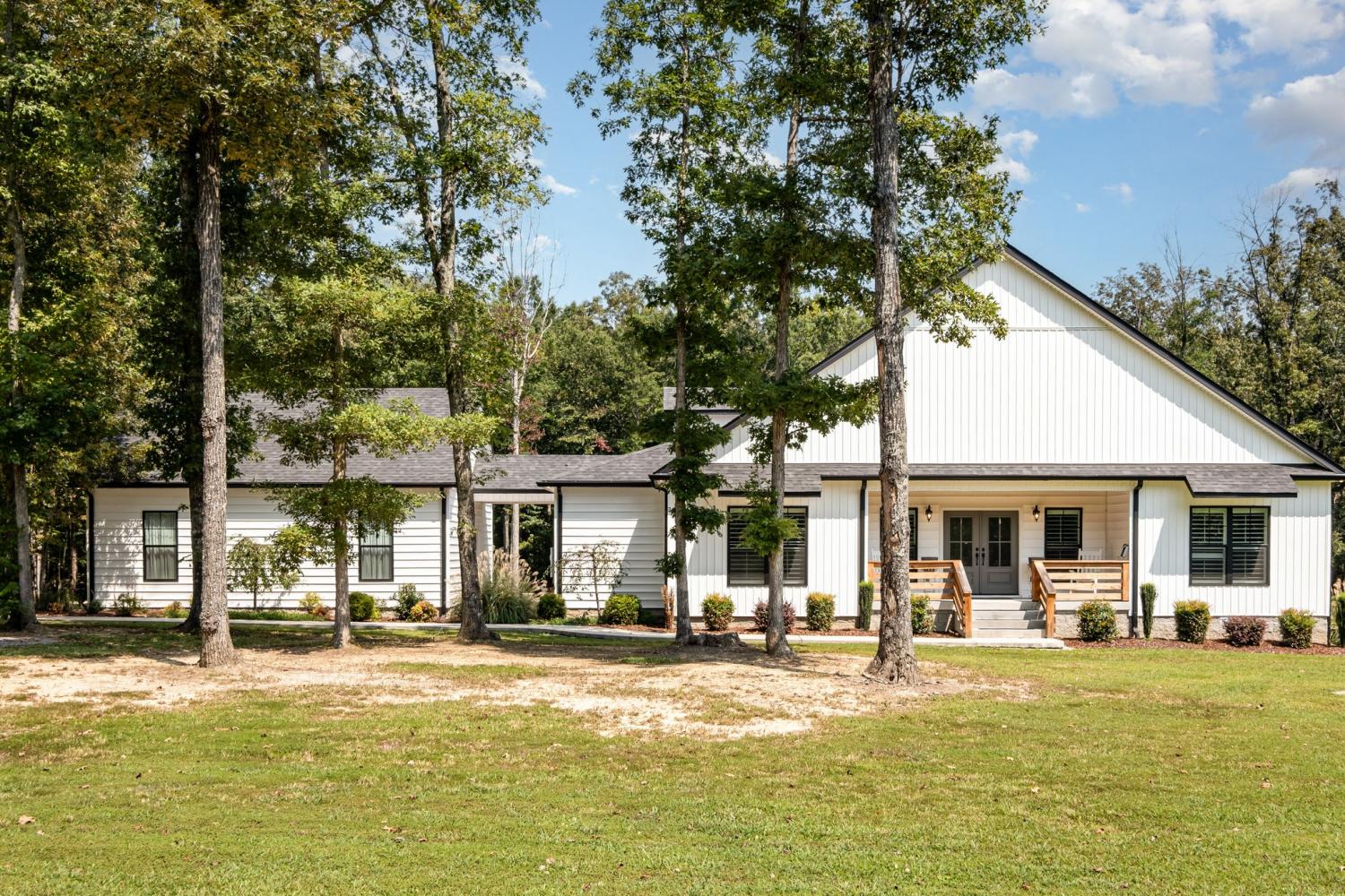 8129-Hollow-Springs-Rd For Sale