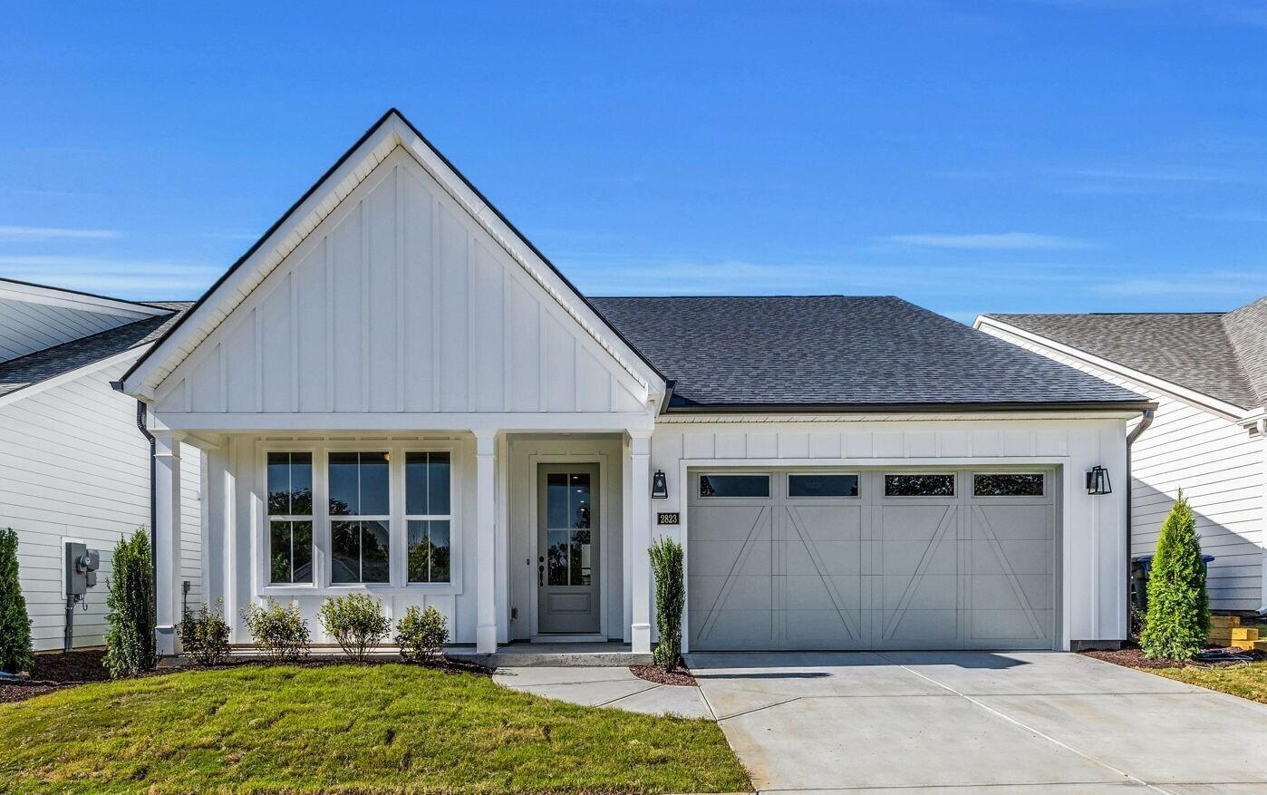 2823-Butlers-Green-Circle For Sale