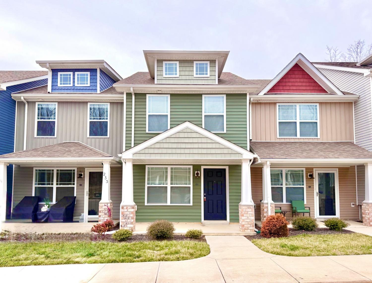 235-Woodland-Valley-Ln For Sale