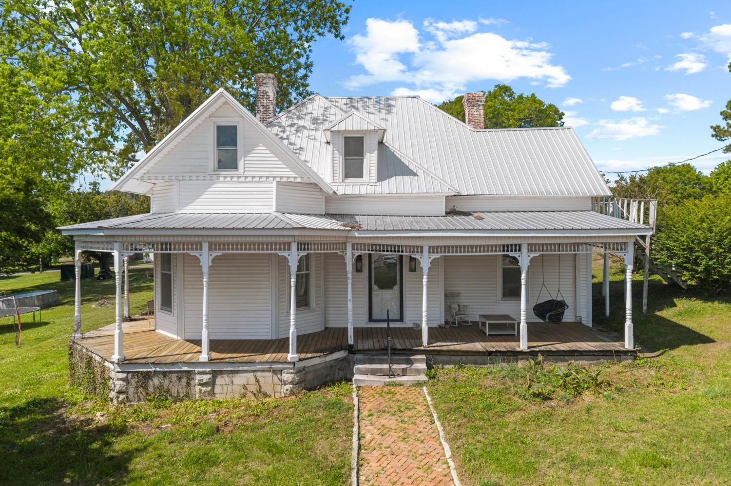 1851-Main-St For Sale