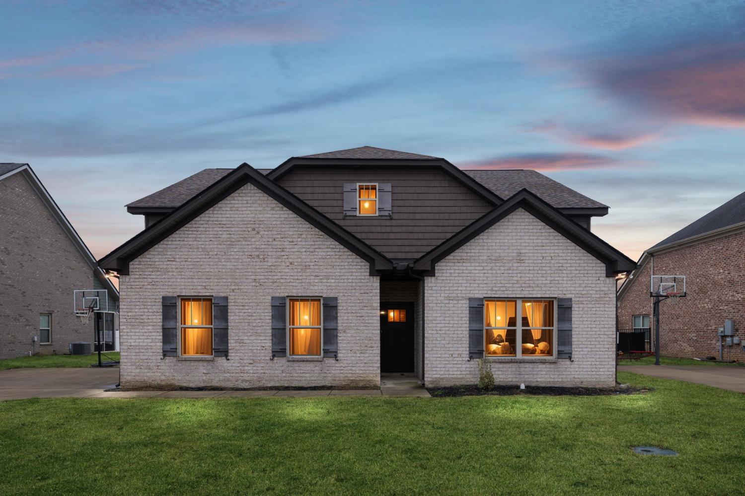 605-Eagleview-Dr For Sale