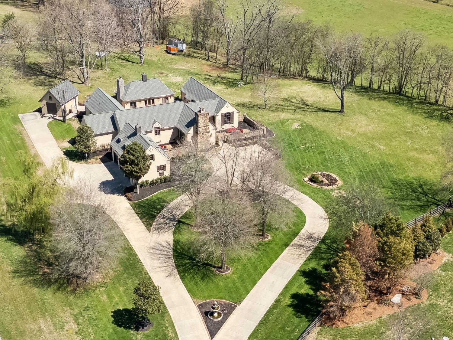 7504-Redtail-Hawk-Ct For Sale