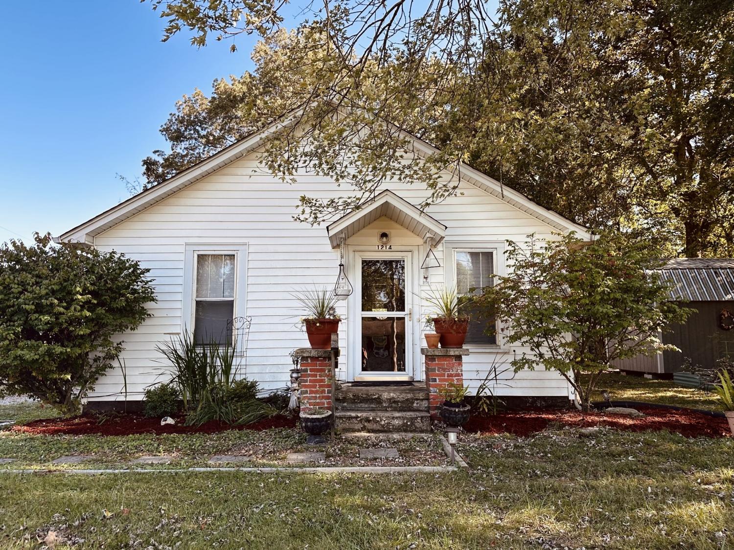 1214-E-Lincoln-St For Sale