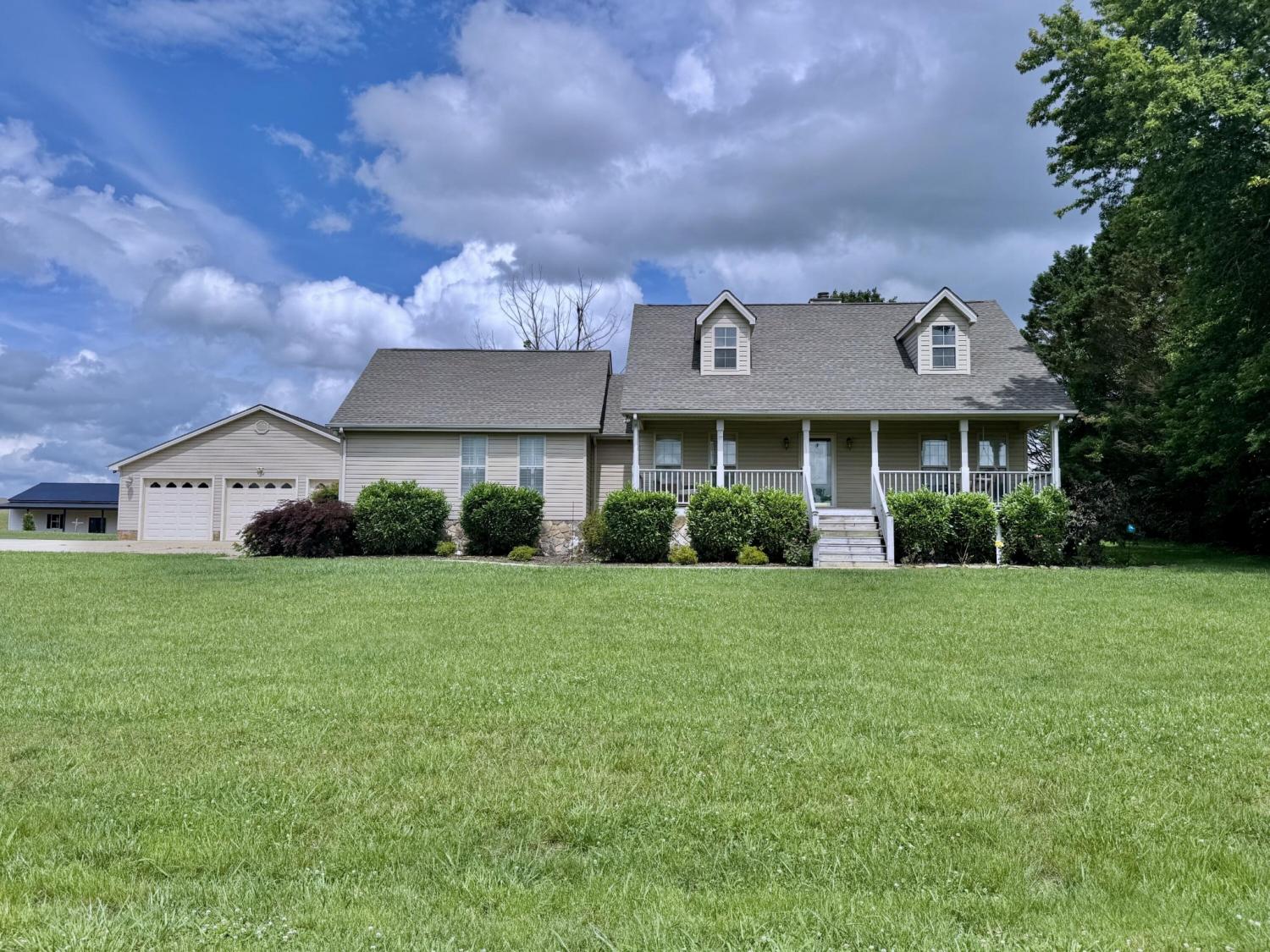 799-Riverbend-Drive For Sale