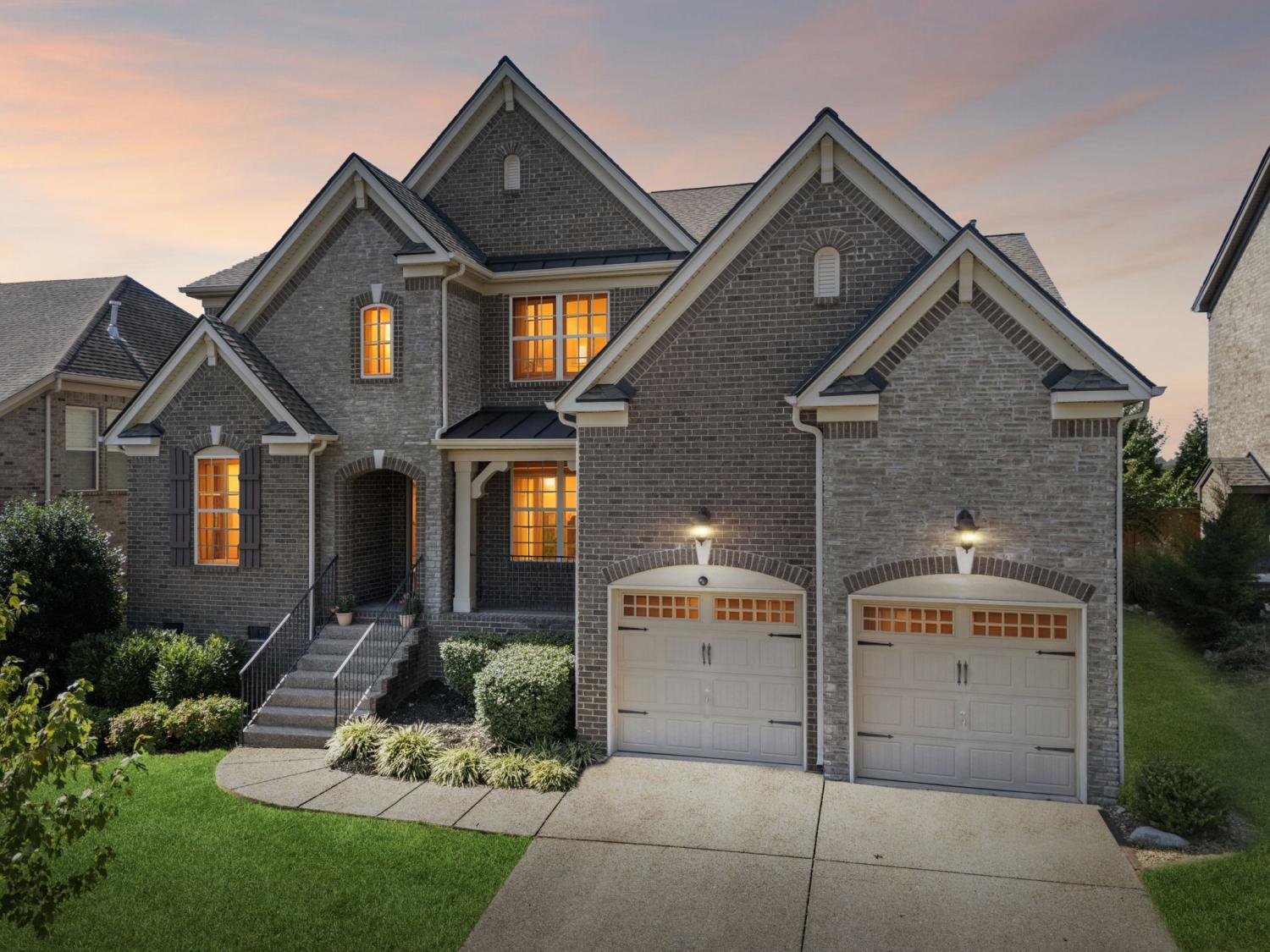 208-Foxley-Ct For Sale