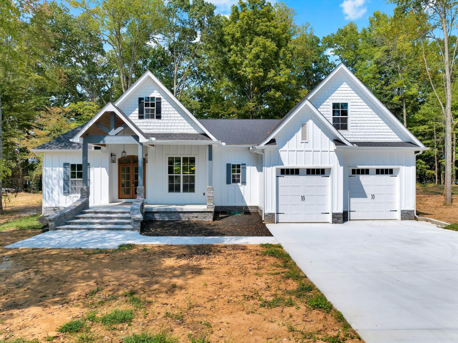 511-Woods-Lake-Rd For Sale