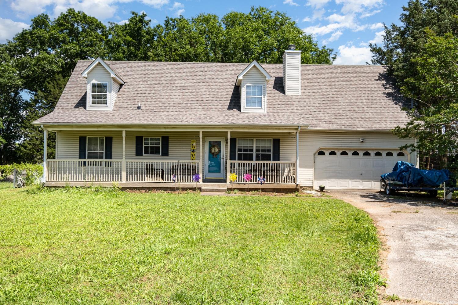 124-Gale-Ln For Sale