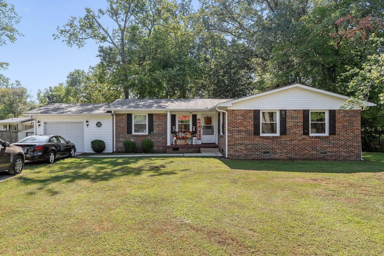 917-Sunnymeade-Dr For Sale