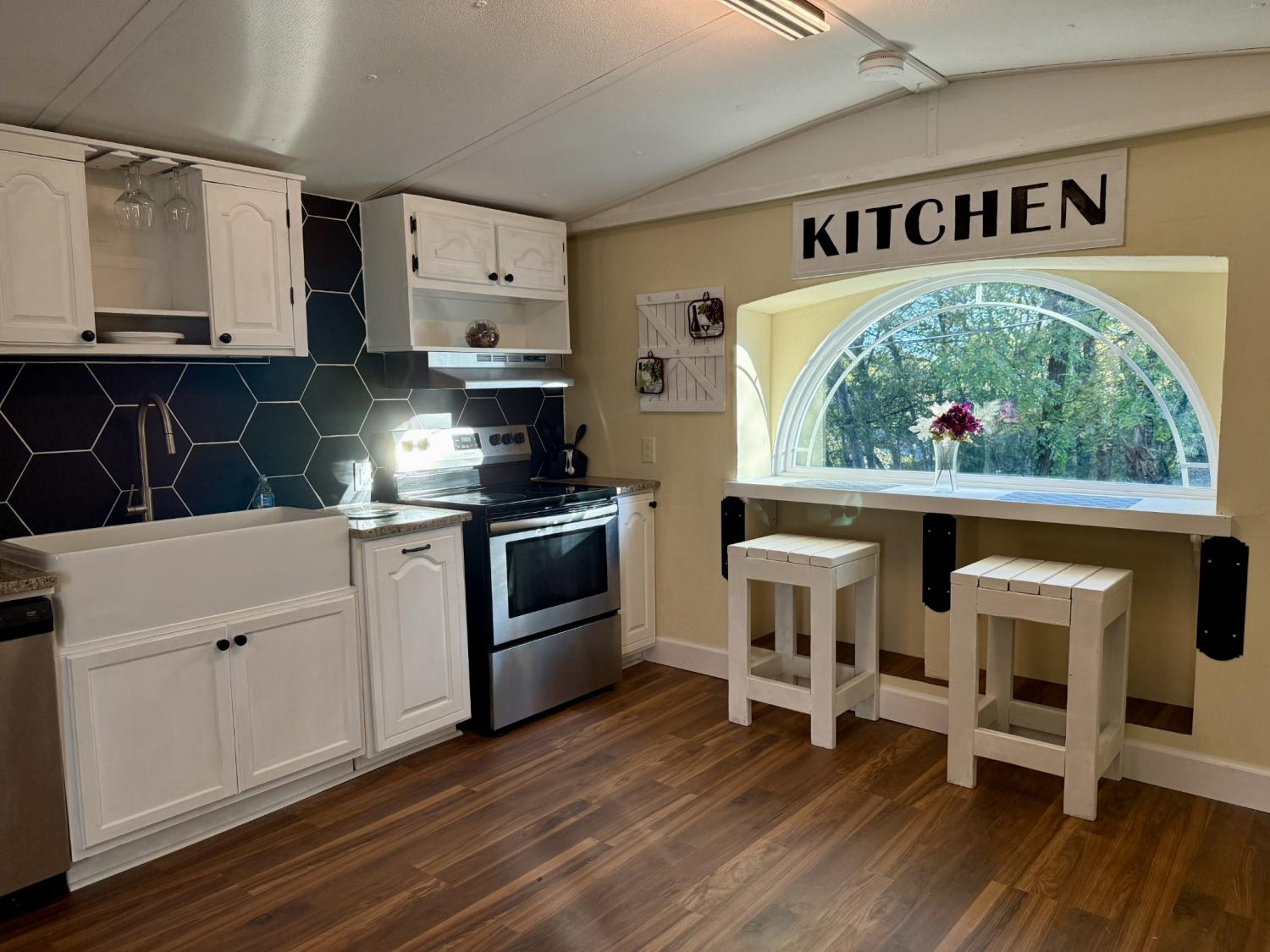 613-McGrew-St For Sale