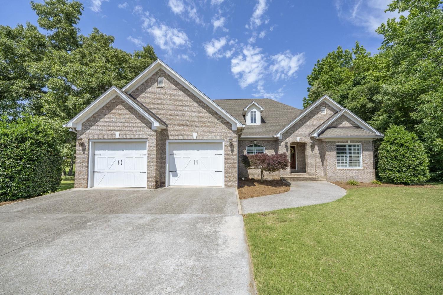 670-BOWEN-DR For Sale