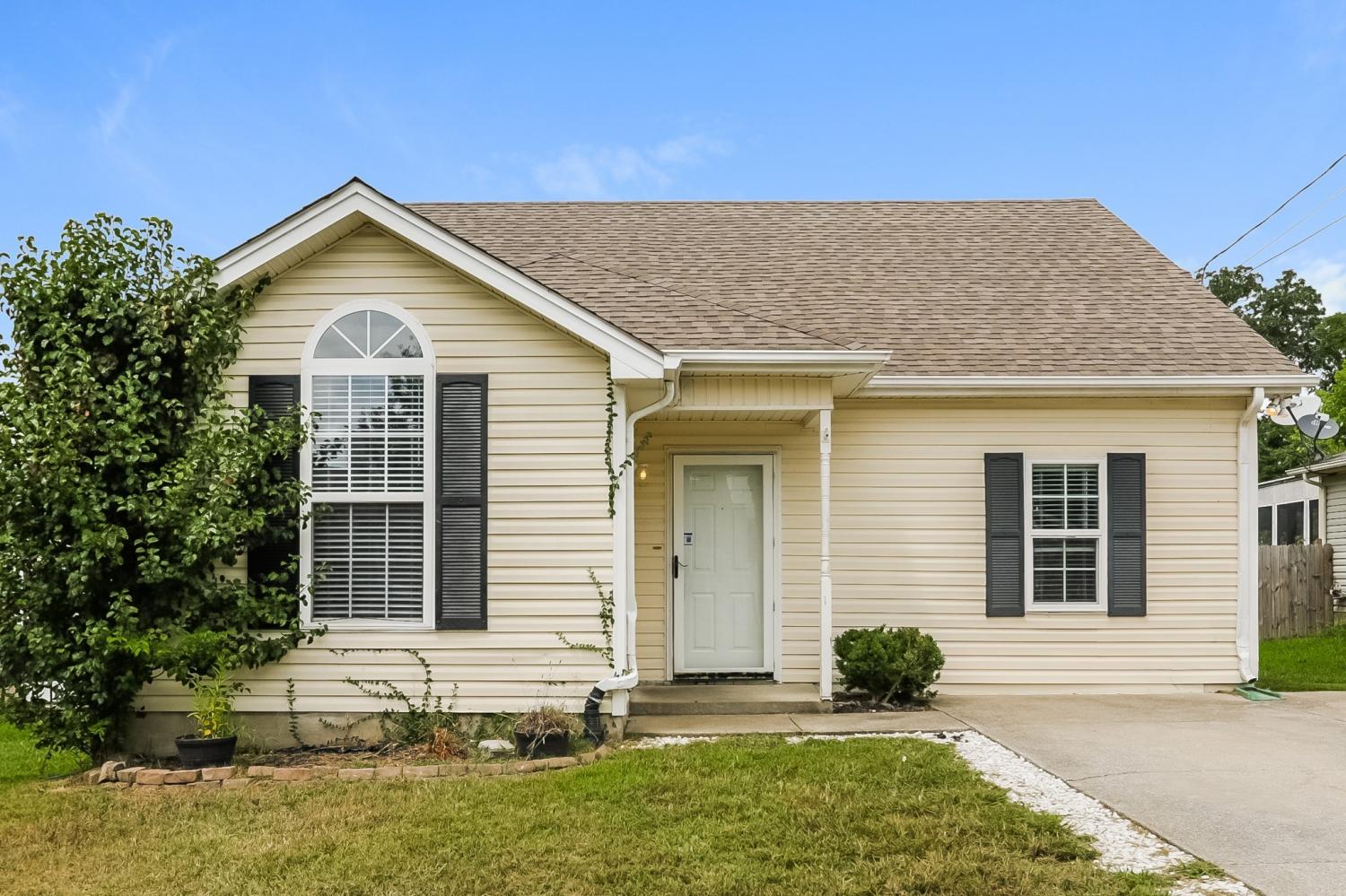 728-Lou-Gehrig-Cir For Sale