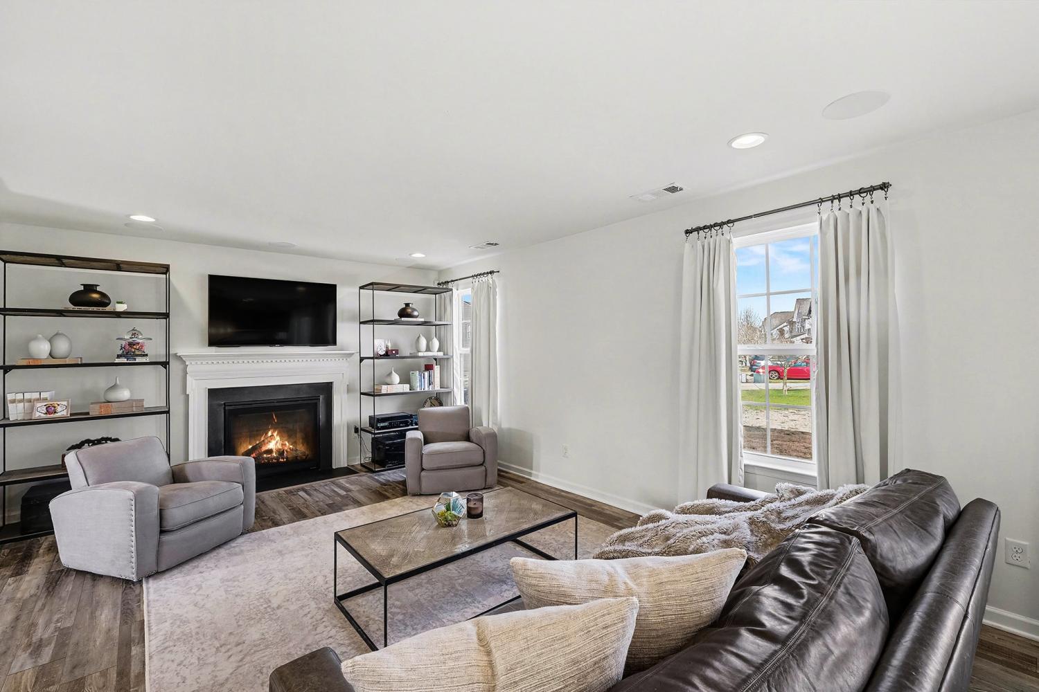 2813-Winterberry-Dr For Sale