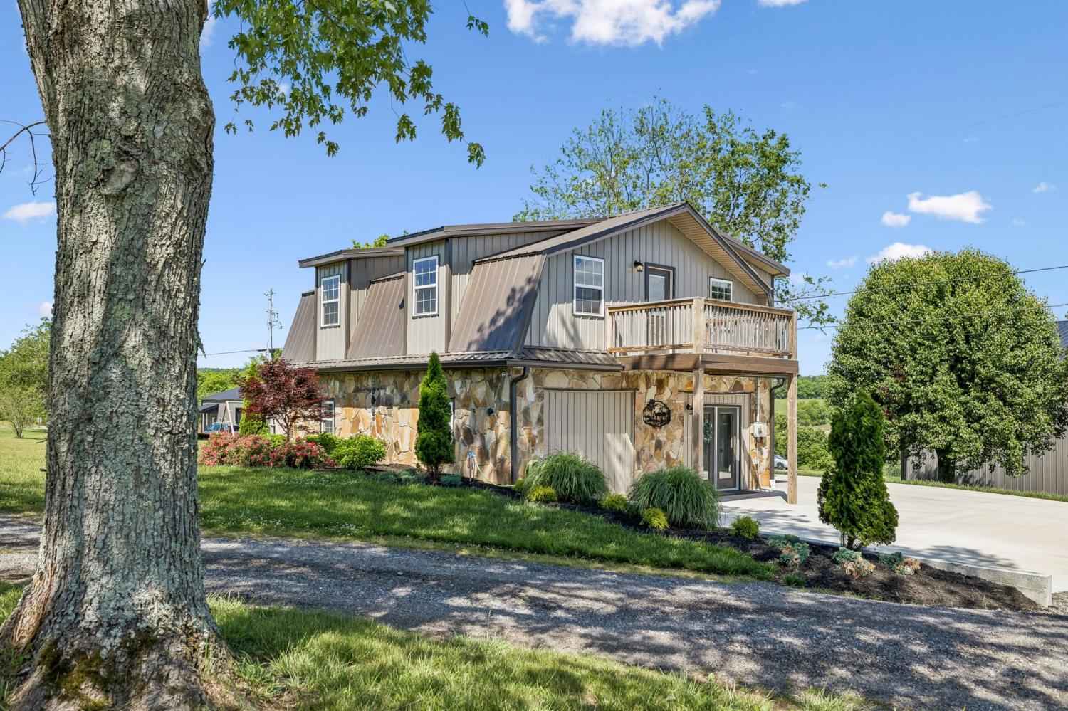 124-Hickman-Creek-Rd--S For Sale