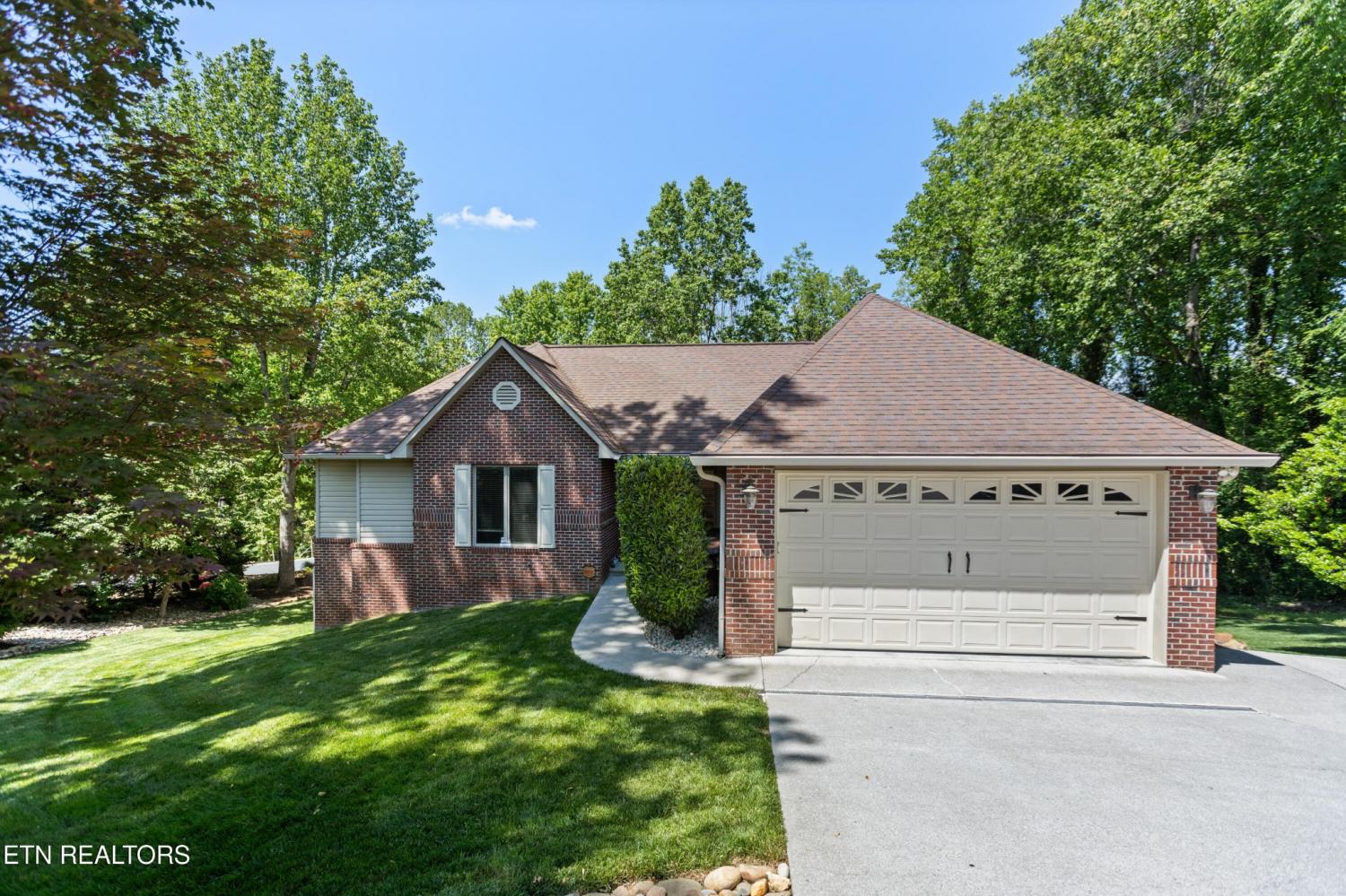 407-Tecumseh-Point For Sale
