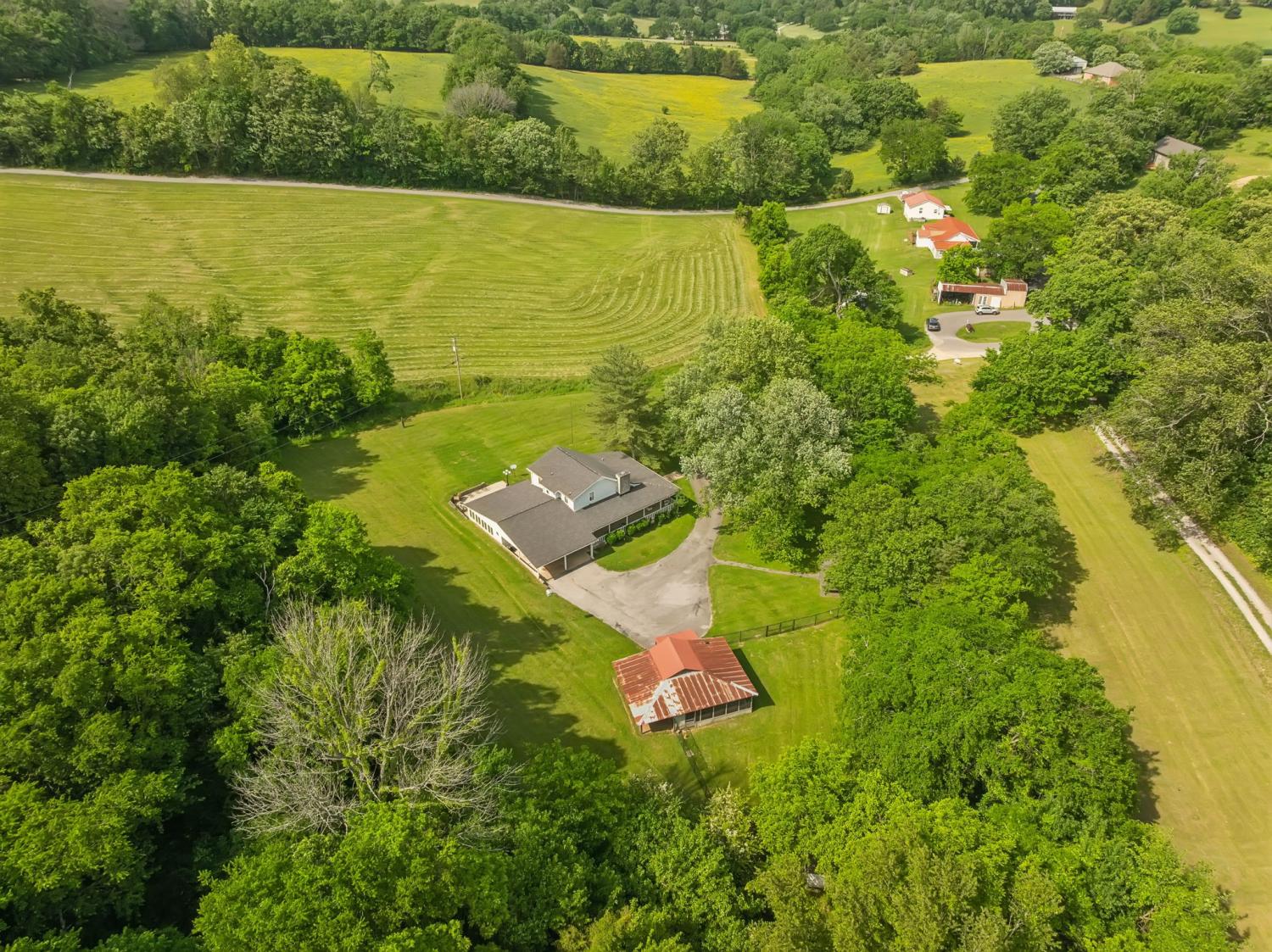 750-Vernon-Rd For Sale