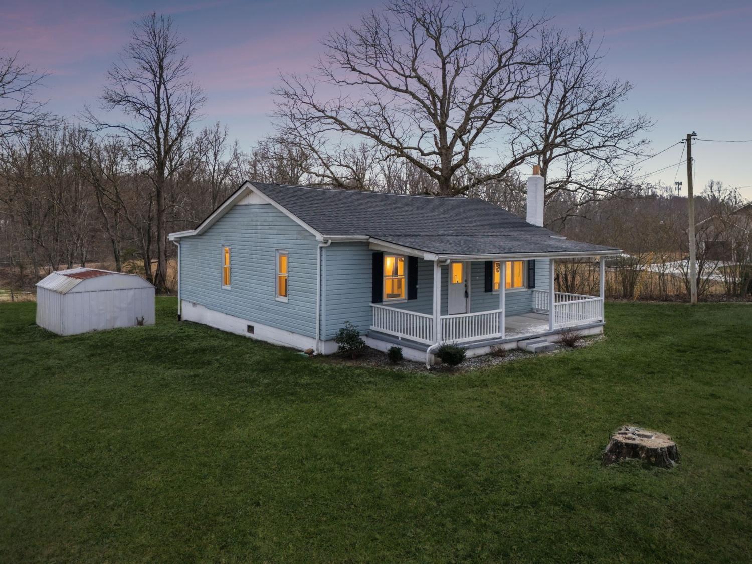 396-Pomona-Rd For Sale