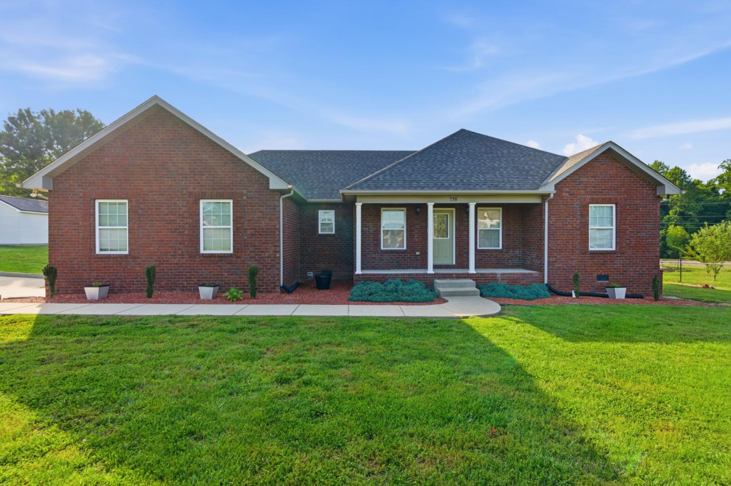 738-Sycamore-Dr For Sale