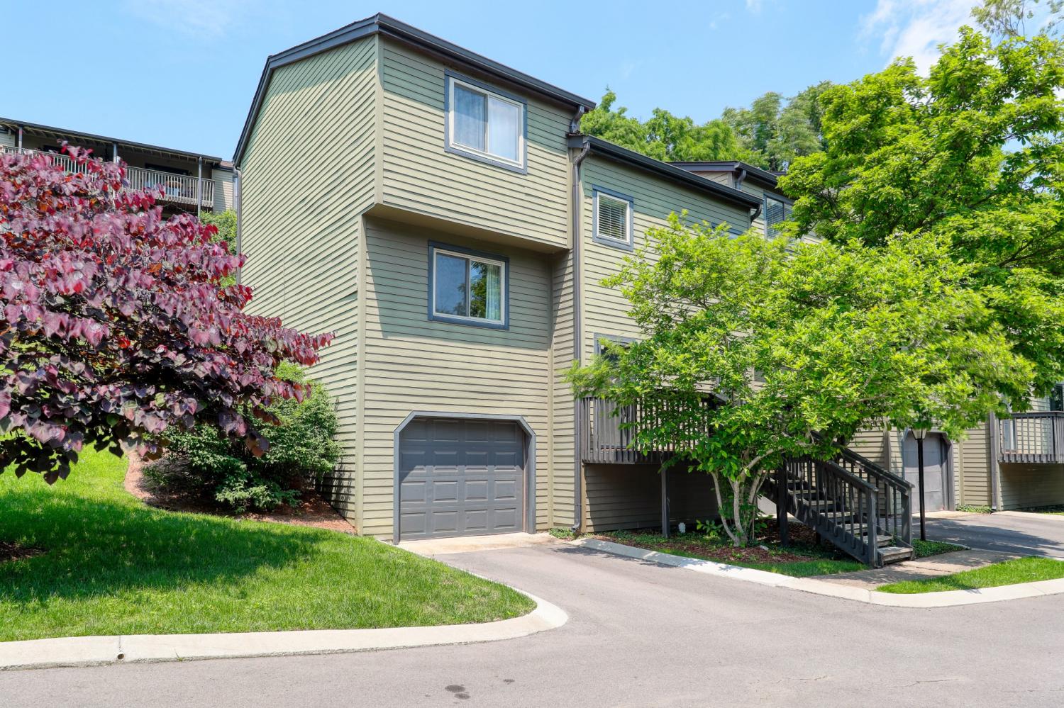104-Summit-Ridge-Ct For Sale
