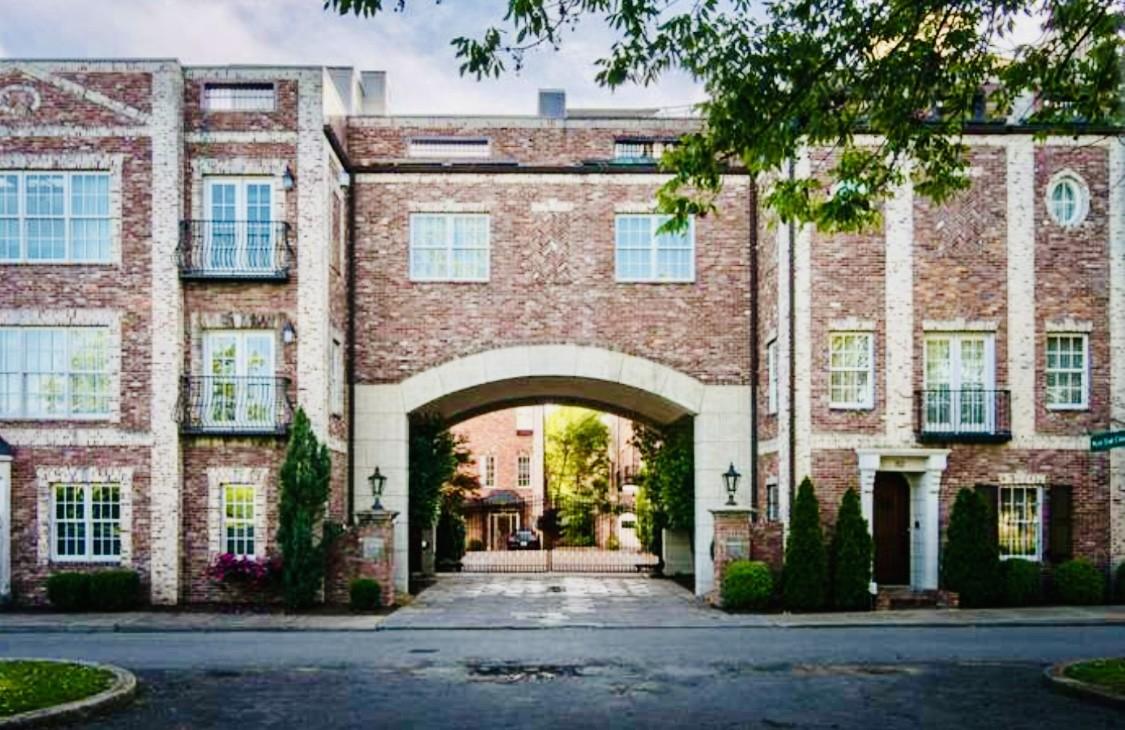 102-W-End-Close For Sale