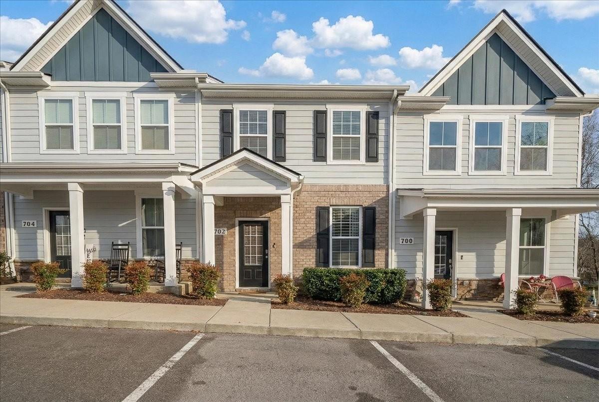 702-Dallas-Dr For Sale